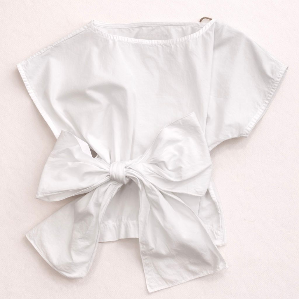 Blusa Bianca con Maxi Fiocco