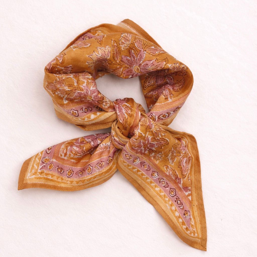 Petits Foulards